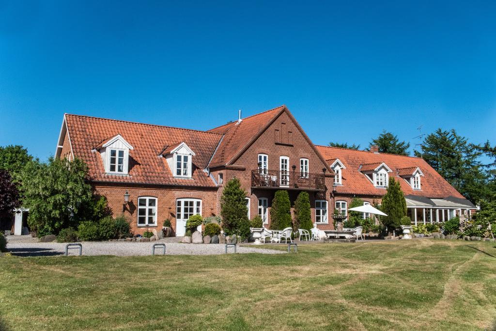 Det Gamle Mejeri Aparthotel Stokkebro ภายนอก รูปภาพ
